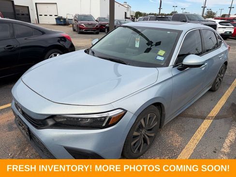 Used 2022 Honda Civic EX image 3