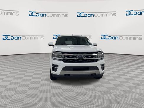 Used 2022 Ford Expedition Max Limited AWD/4WD image 3