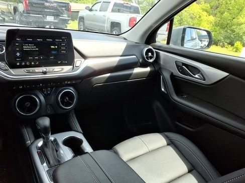 Used 2024 Chevrolet Blazer LT w/ LPO, Floor Liner Package FWD image 21