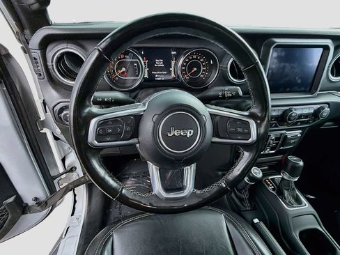Used 2022 Jeep Gladiator Overland AWD/4WD image 35