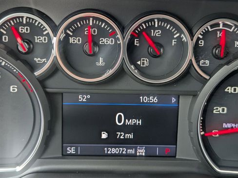 Used 2021 Chevrolet Tahoe LT w/ Luxury Package AWD/4WD image 6