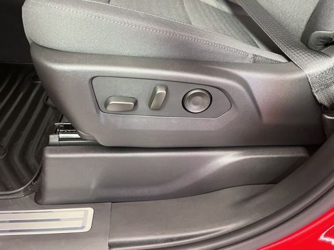 New 2026 Chevrolet Silverado 1500 LT image 28