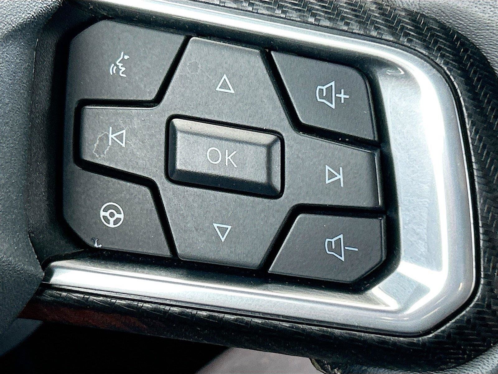 Used 2024 Ford Mustang Premium RWD image 34