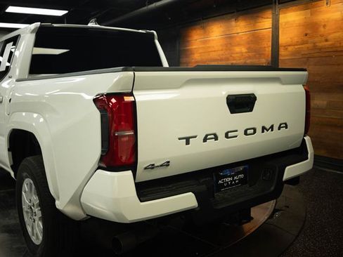 Used 2024 Toyota Tacoma SR5 AWD/4WD image 6