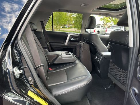 Used 2023 Toyota 4Runner Limited AWD/4WD image 18