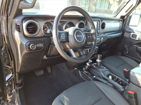 Used 2021 Jeep Wrangler Sport image 11