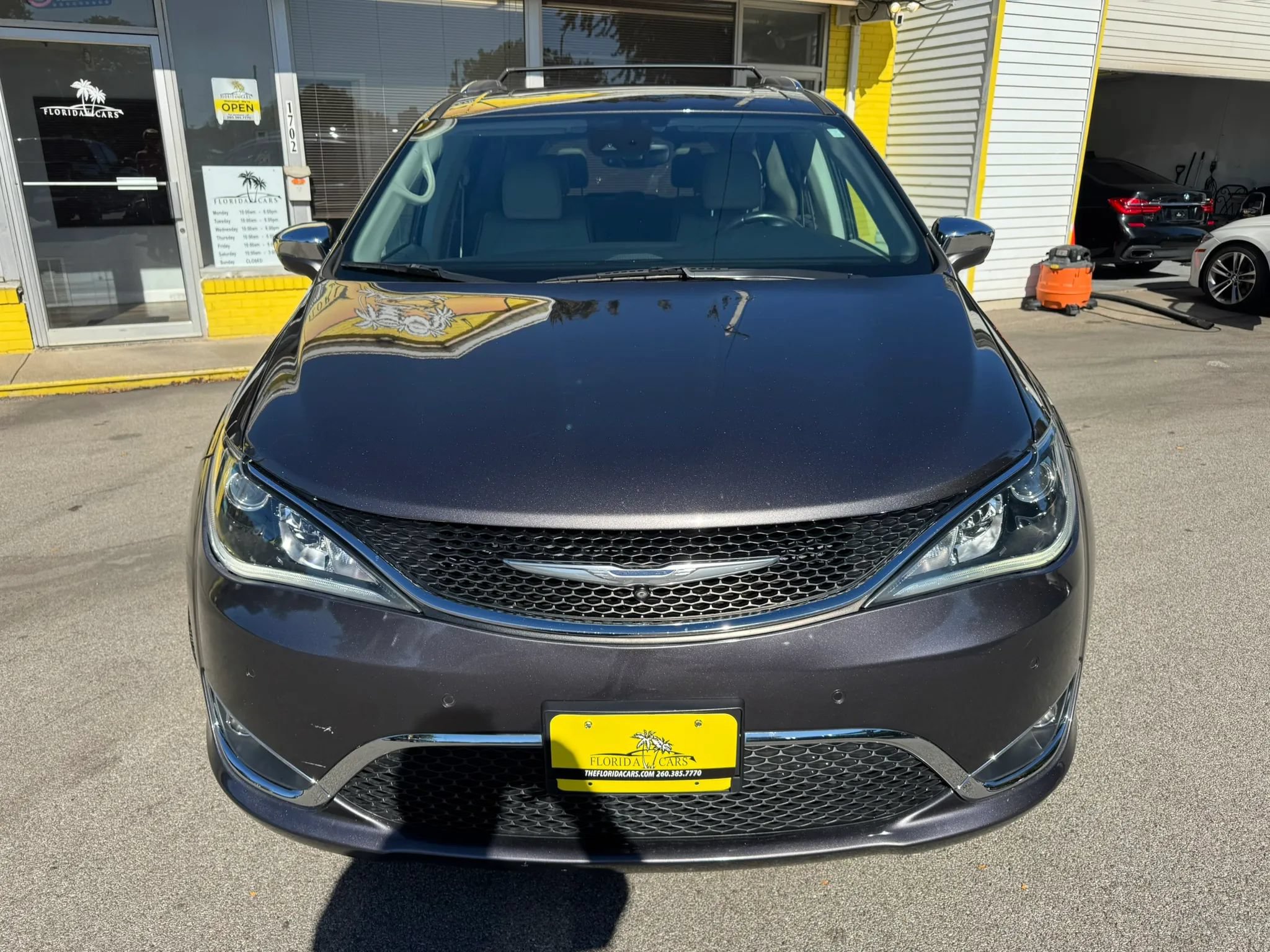 Used 2017 Chrysler Pacifica Limited FWD image 13