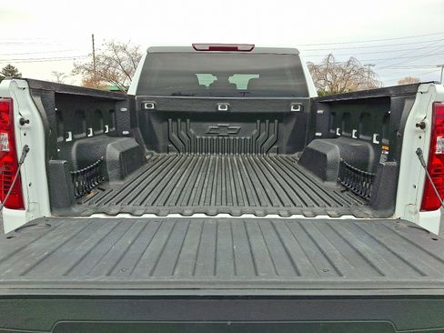 Used 2022 Chevrolet Silverado 1500 Custom Trail Boss image 27