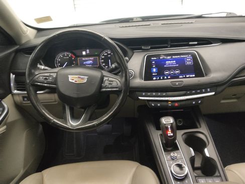Used 2019 Cadillac XT4 Premium Luxury FWD image 22