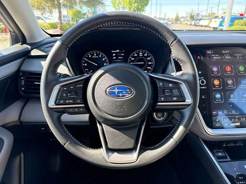 Used 2025 Subaru Legacy Premium AWD/4WD image 18