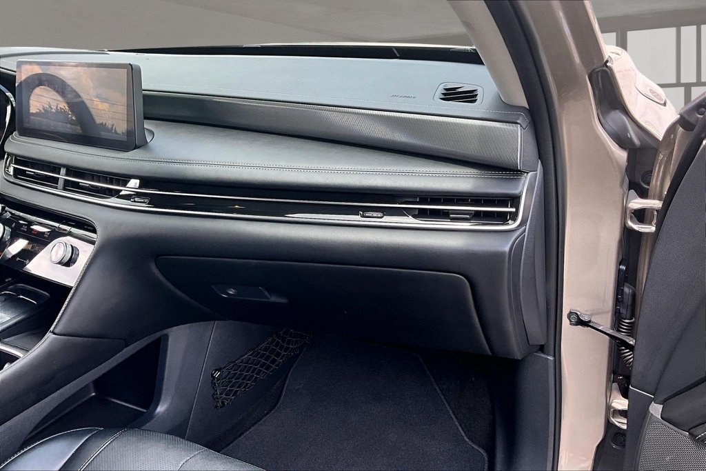 Used 2023 INFINITI QX60 Luxe w/ Performance Audio Package FWD image 26