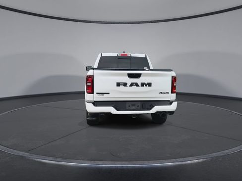 Used 2025 RAM 1500 Big Horn AWD/4WD image 7