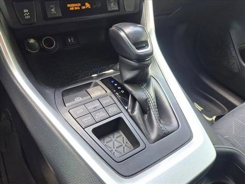 Used 2019 Toyota RAV4 XLE w/ Convenience Package AWD/4WD image 14
