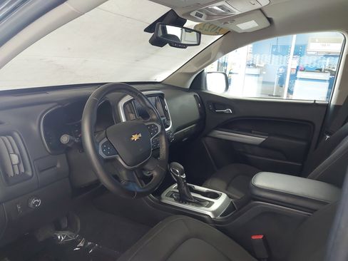 Used 2022 Chevrolet Colorado LT image 2