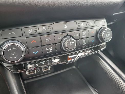 Certified 2023 Dodge Durango GT RWD image 20
