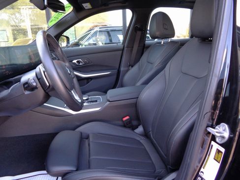 Used 2024 BMW 330i xDrive 330i xDrive Sedan image 9