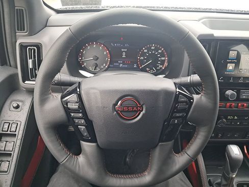 New 2026 Nissan Frontier PRO-4X w/ Pro-4x Convenience Package image 14