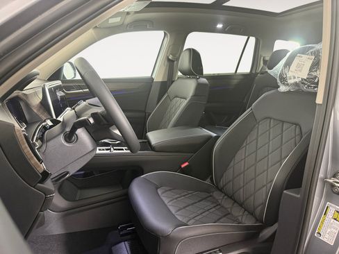 New 2026 Volkswagen Atlas SEL Premium R-Line AWD/4WD image 7