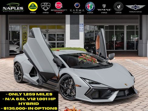 Used 2024 Lamborghini Revuelto image 1