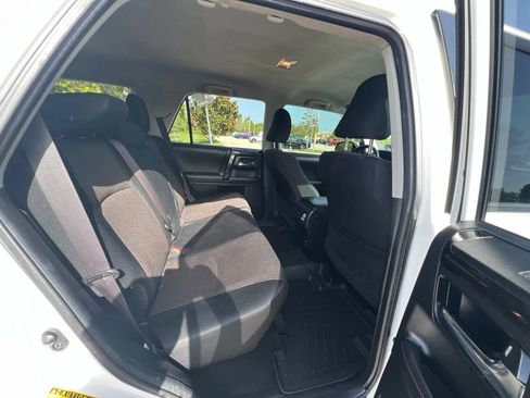 Used 2019 Toyota 4Runner TRD Off-Road AWD/4WD image 16