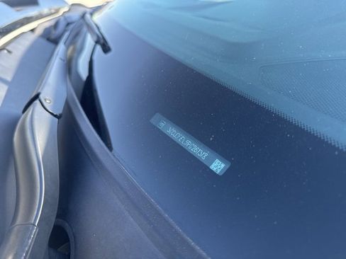 Used 2023 Chevrolet Silverado 1500 LT Trail Boss w/ Protection Package image 32