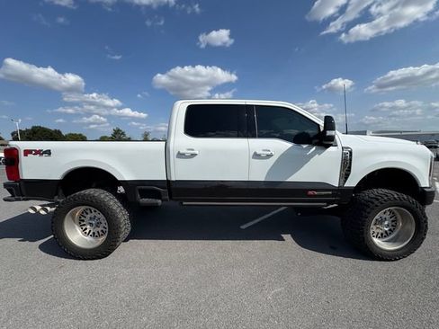 Used 2024 Ford F250 King Ranch AWD/4WD image 14