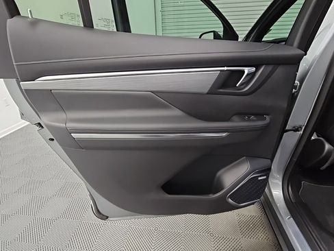 New 2026 Buick Enclave Preferred w/ Power Package image 36