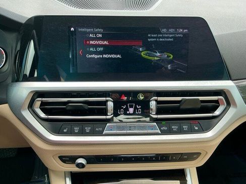 Used 2020 BMW 330i xDrive Sedan w/ Driving Assistance Package image 32