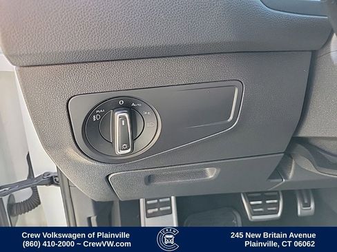 Used 2021 Volkswagen Tiguan SE R-Line AWD/4WD image 39