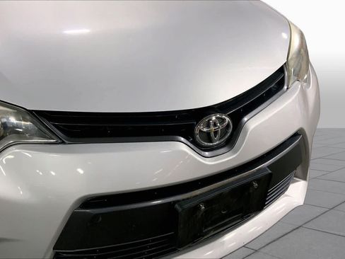 Used 2016 Toyota Corolla LE FWD image 30