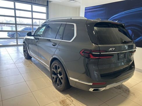 Used 2023 BMW X7 xDrive40i w/ Parking Assistance Package image 2