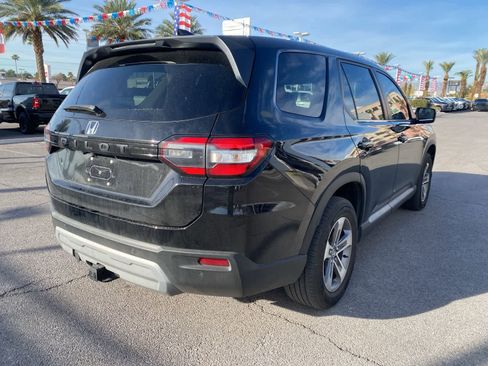 Used 2024 Honda Pilot EX-L image 6