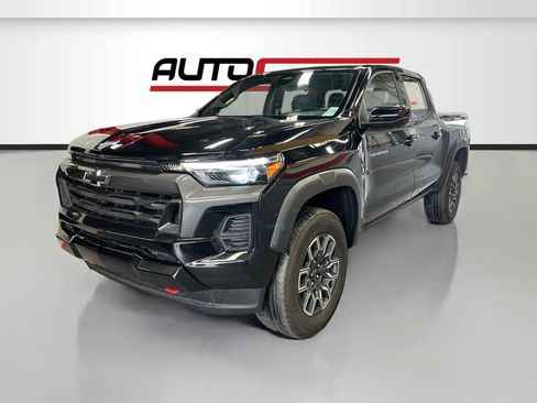 Used 2024 Chevrolet Colorado Z71 w/ Z71 Convenience Package 2 AWD/4WD image 3