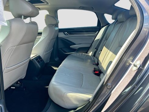 Used 2018 Honda Accord EX-L image 25