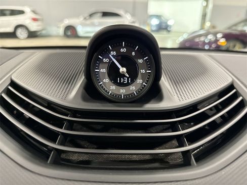 New 2025 Porsche Taycan image 27