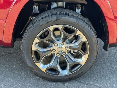 Used 2023 RAM 1500 Limited image 9