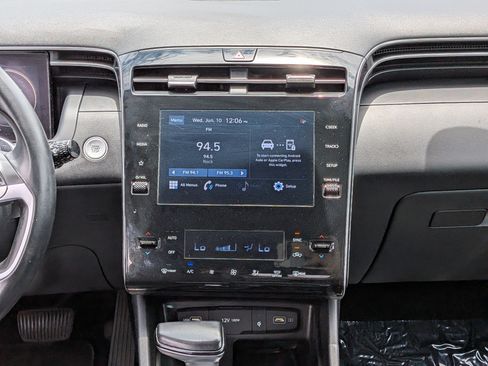 Used 2022 Hyundai Santa Cruz SEL Premium AWD/4WD image 18