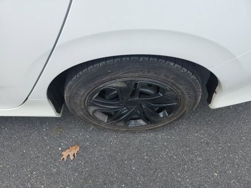 Used 2019 Honda Civic LX image 14