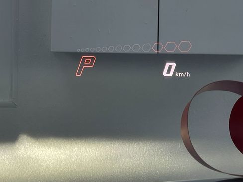 Used 2021 Lamborghini Urus image 14