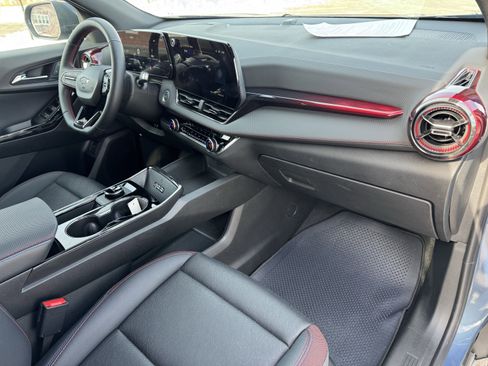 Used 2025 Chevrolet Equinox RS w/ Convenience Package III image 42