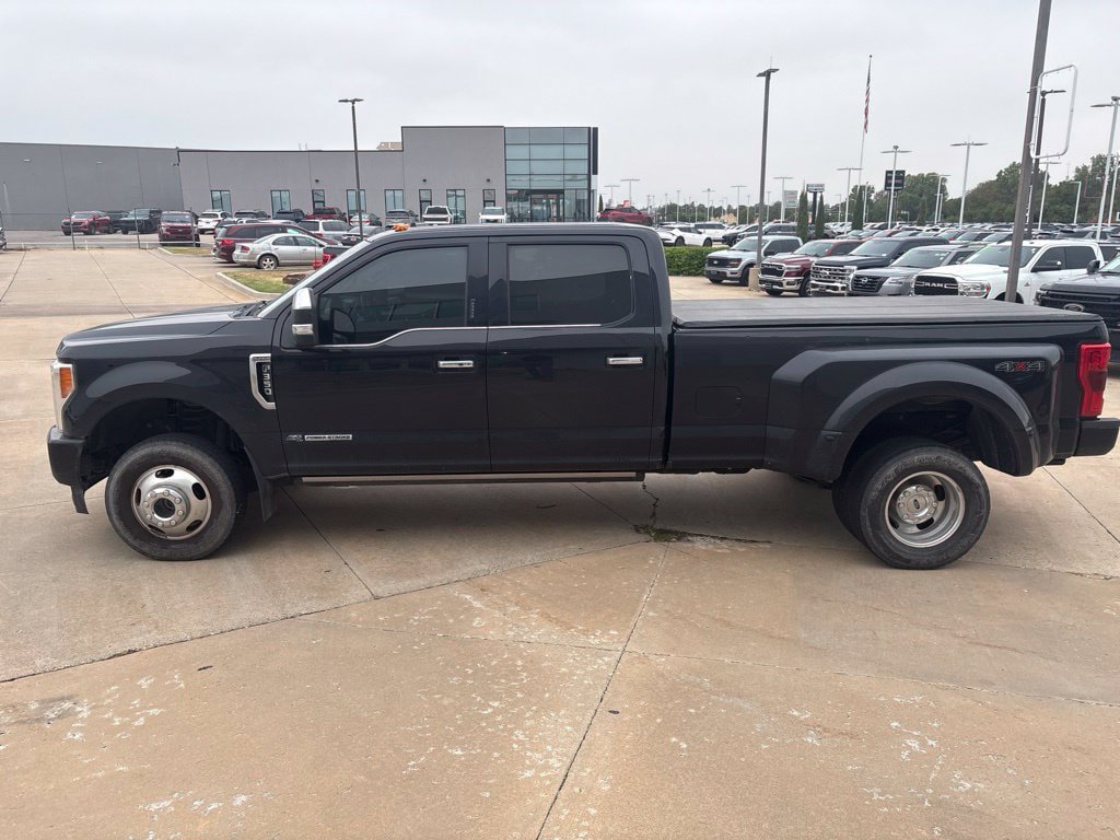 Used 2019 Ford F350 Platinum AWD/4WD image 9
