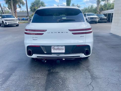 Used 2025 Genesis GV70 2.5T w/ Select Package AWD/4WD image 4