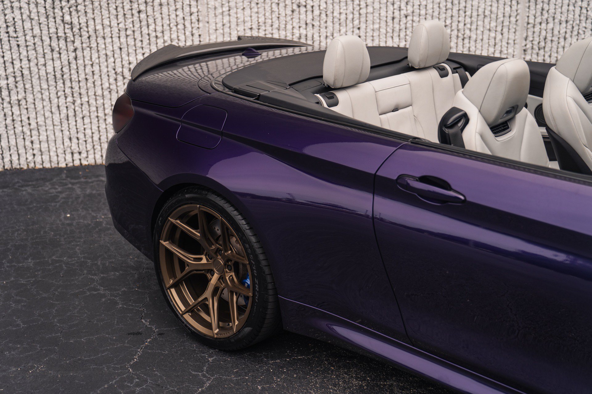 Used 2016 BMW M4 Convertible RWD image 26