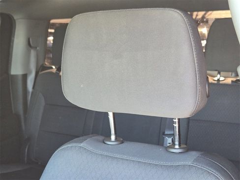 Used 2022 Chevrolet Silverado 1500 Custom Trail Boss w/ LPO, Dark Essentials Package image 20