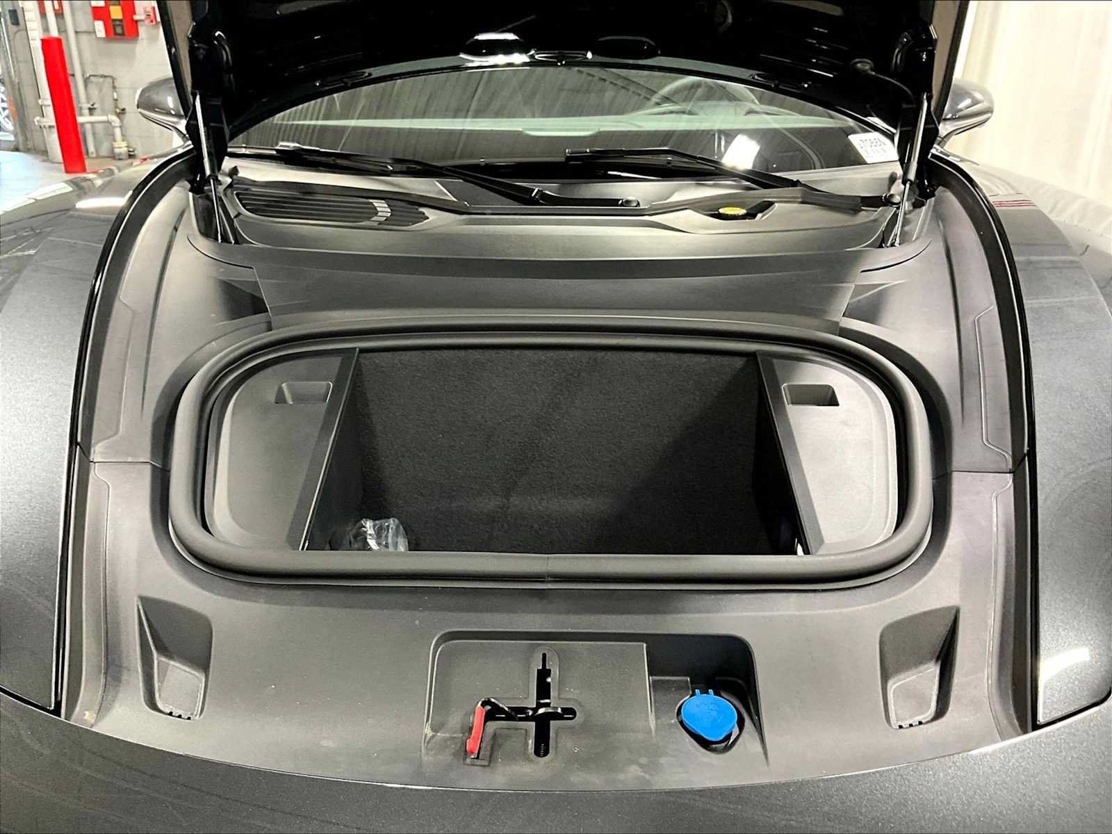 Used 2026 Porsche Taycan RWD image 36