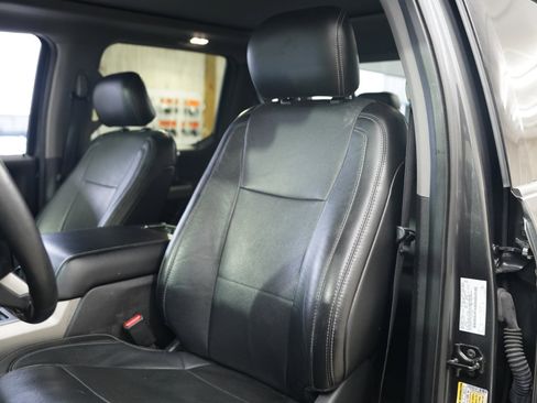 Used 2017 Ford F150 Lariat w/ Equipment Group 502A Luxury image 23