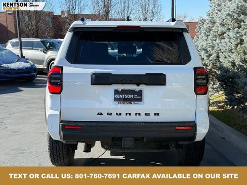 Used 2025 Toyota 4Runner TRD Off-Road image 6