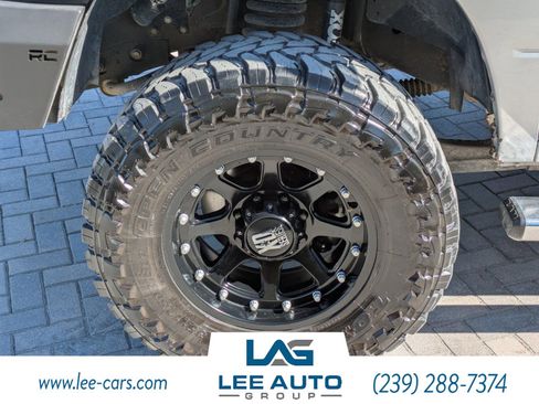 Used 2016 RAM 2500 Tradesman w/ Chrome Appearance Group image 9