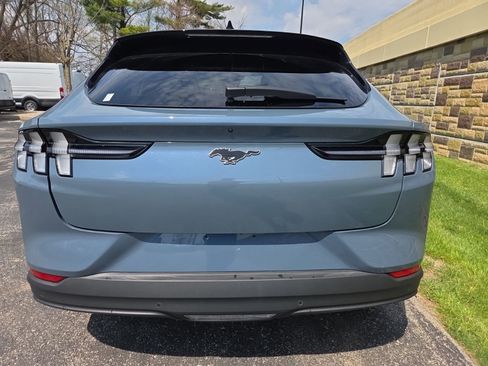Used 2023 Ford Mustang Mach-E Select image 12