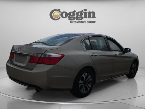 Used 2013 Honda Accord LX image 5